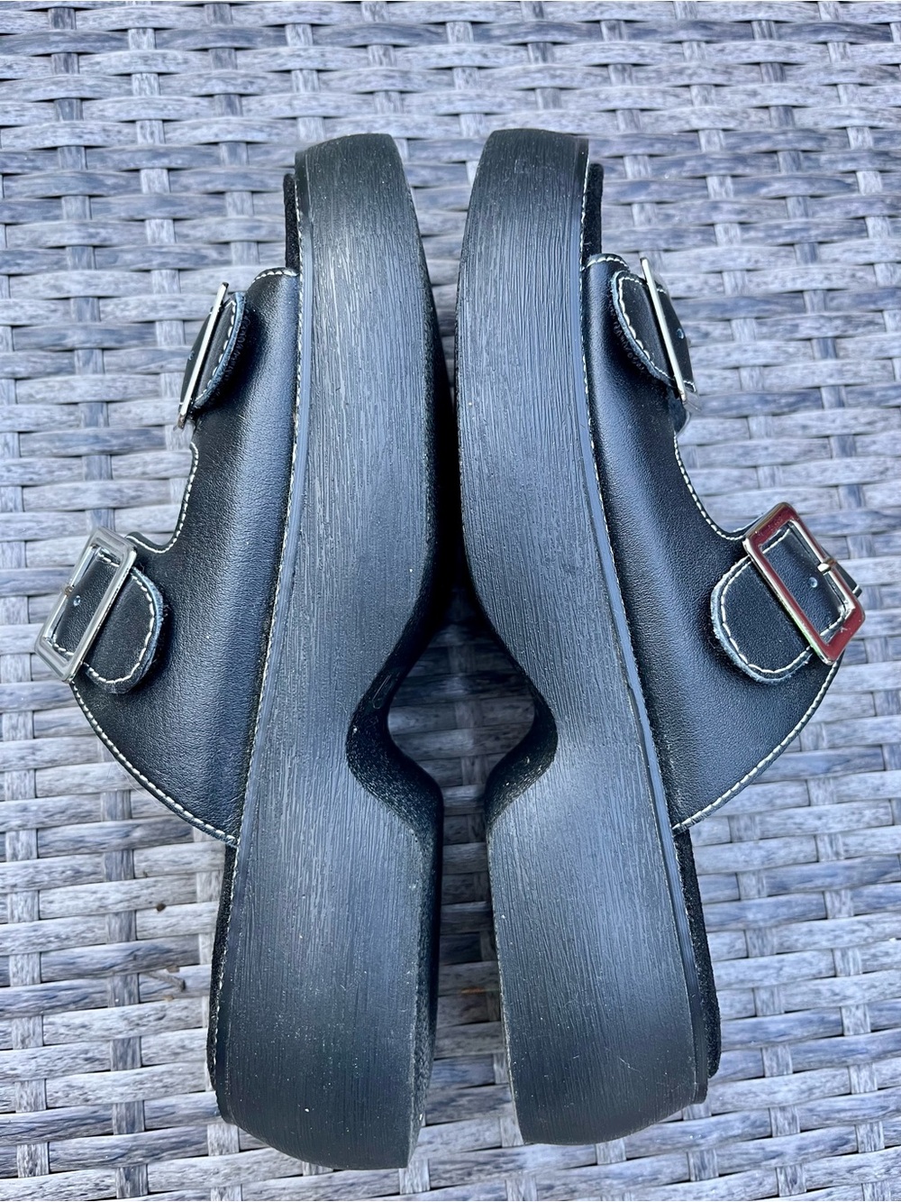 Alegria Iza Black Double-Buckle Platform Slide Sandals size EU 40, US 9.5 - Picture 4 of 9